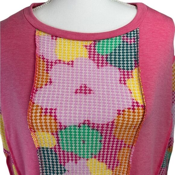 Haptics Colorful Floral Patchwork Women's Top‎ Size Medium - Picture 3 of 9
